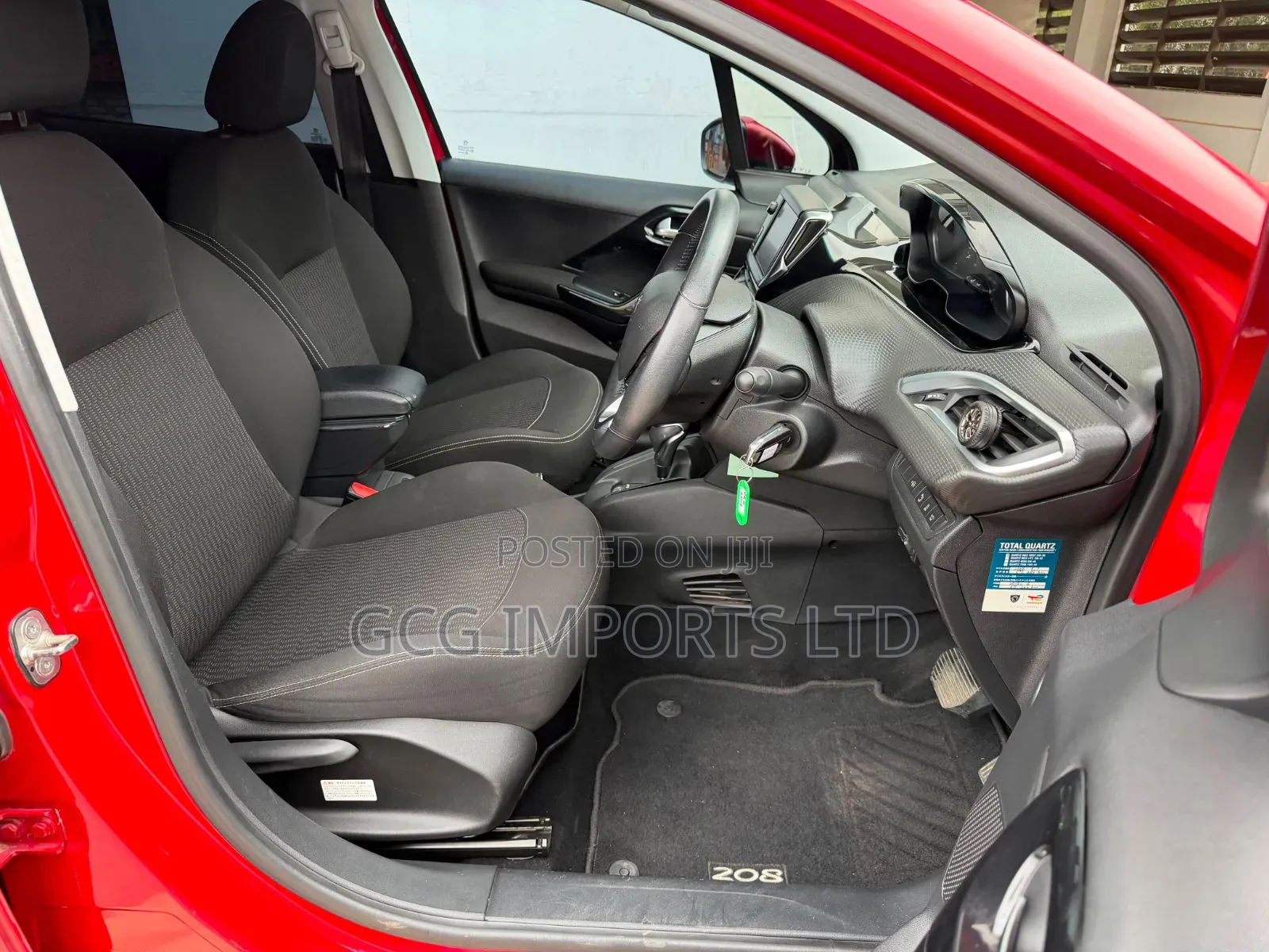 Peugeot 208 2018 Red