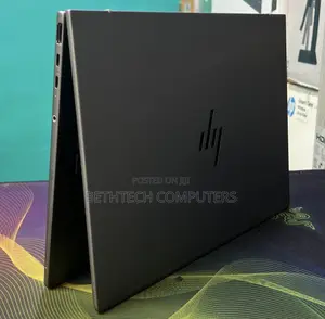 New Laptop HP ZBook Create G7 32GB Intel Core Ultra 7 SSD 1T