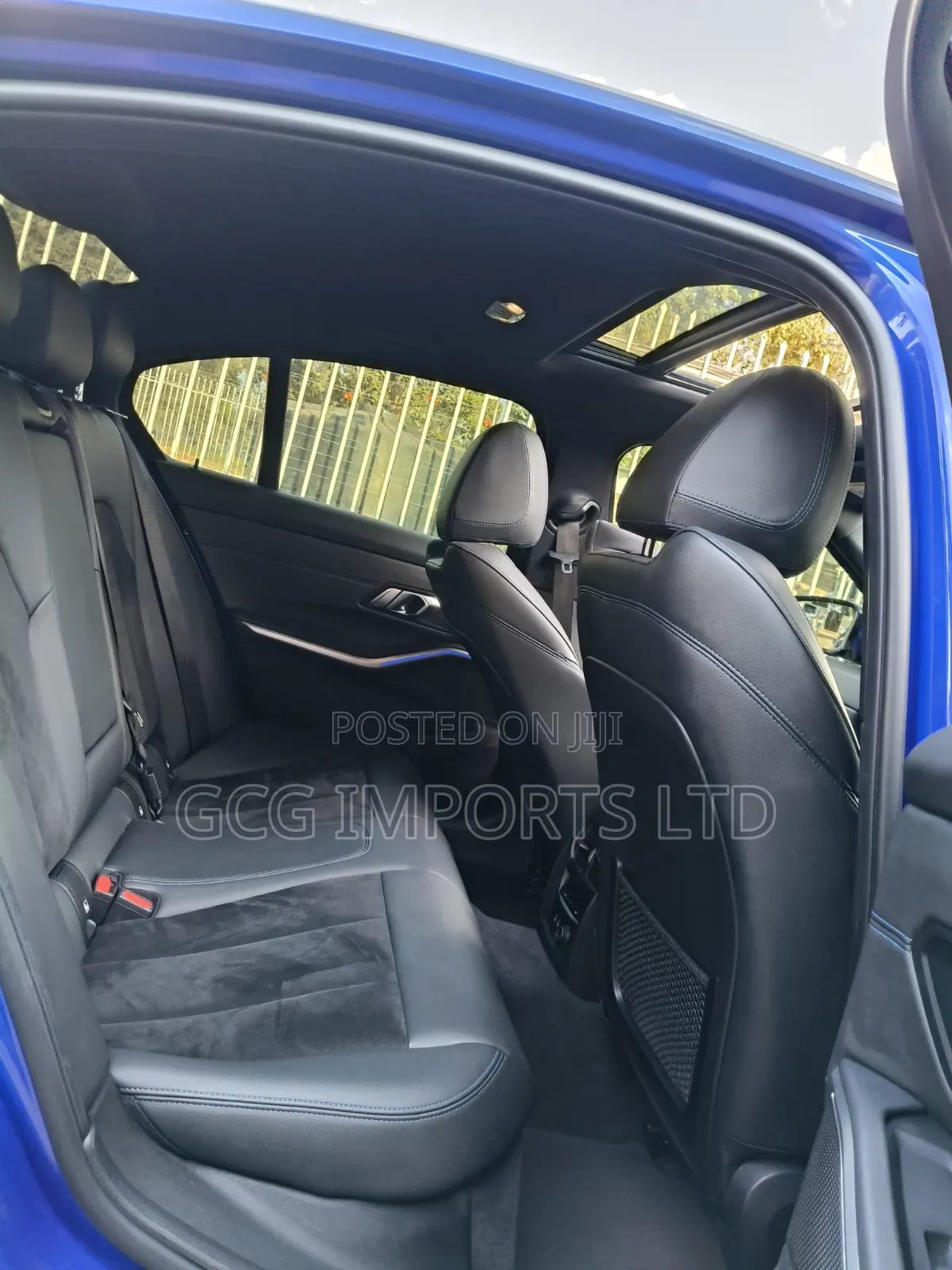 BMW 320i 2019 Blue