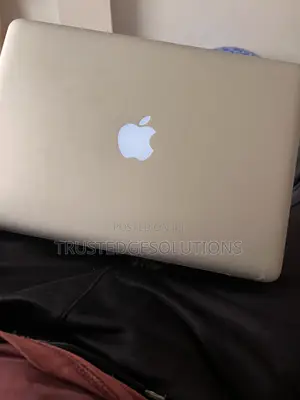 Laptop Apple MacBook 2012 4GB Intel Core i5 HDD 1T