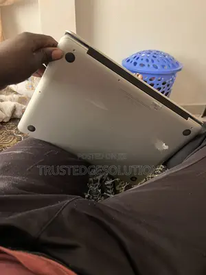 Laptop Apple MacBook 2012 4GB Intel Core i5 HDD 1T