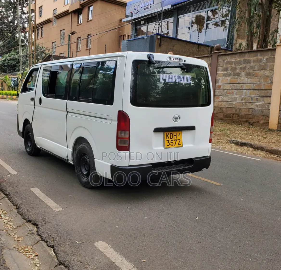 Toyota HiAce 2015 White
