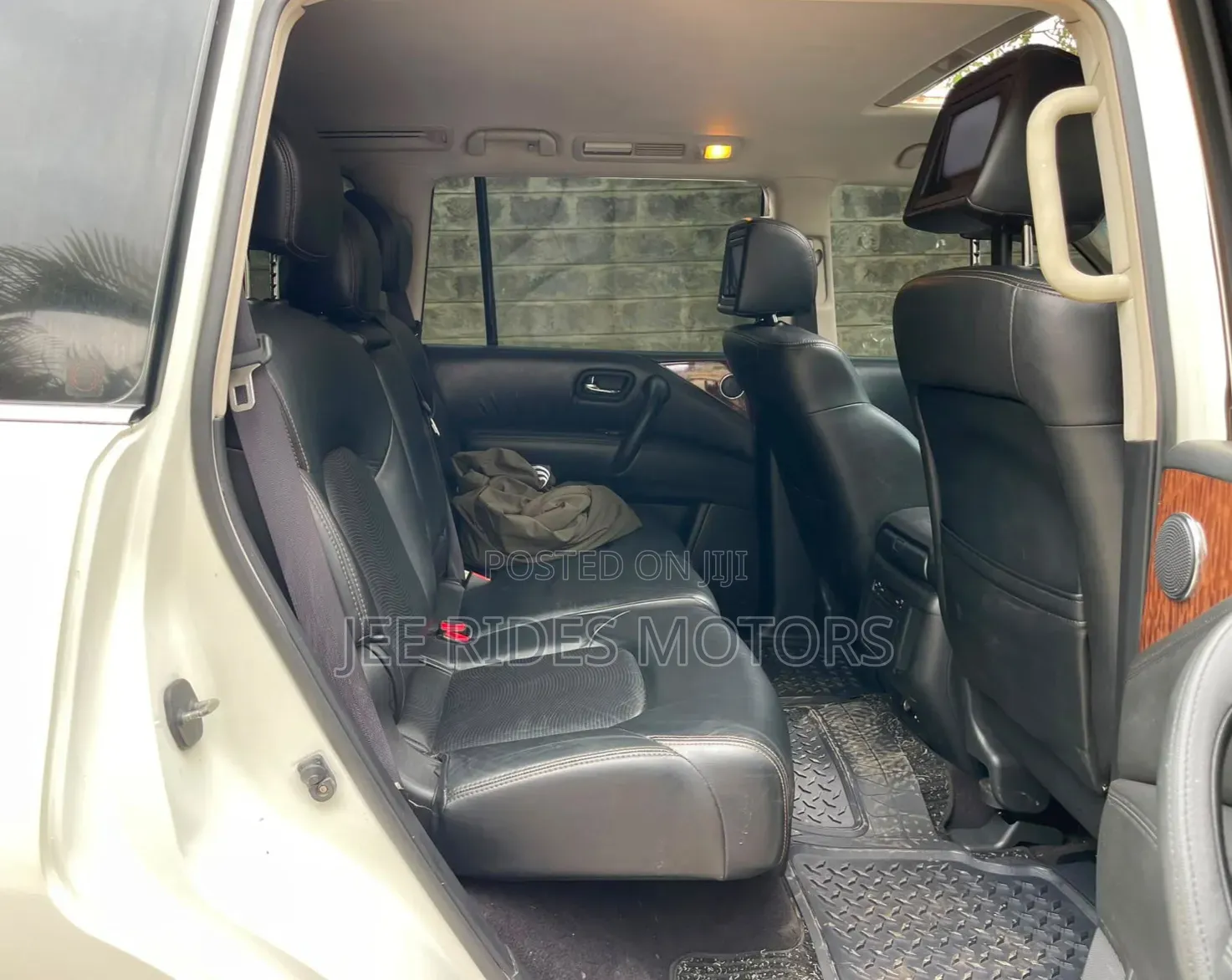 Nissan Patrol 2013 Pearl
