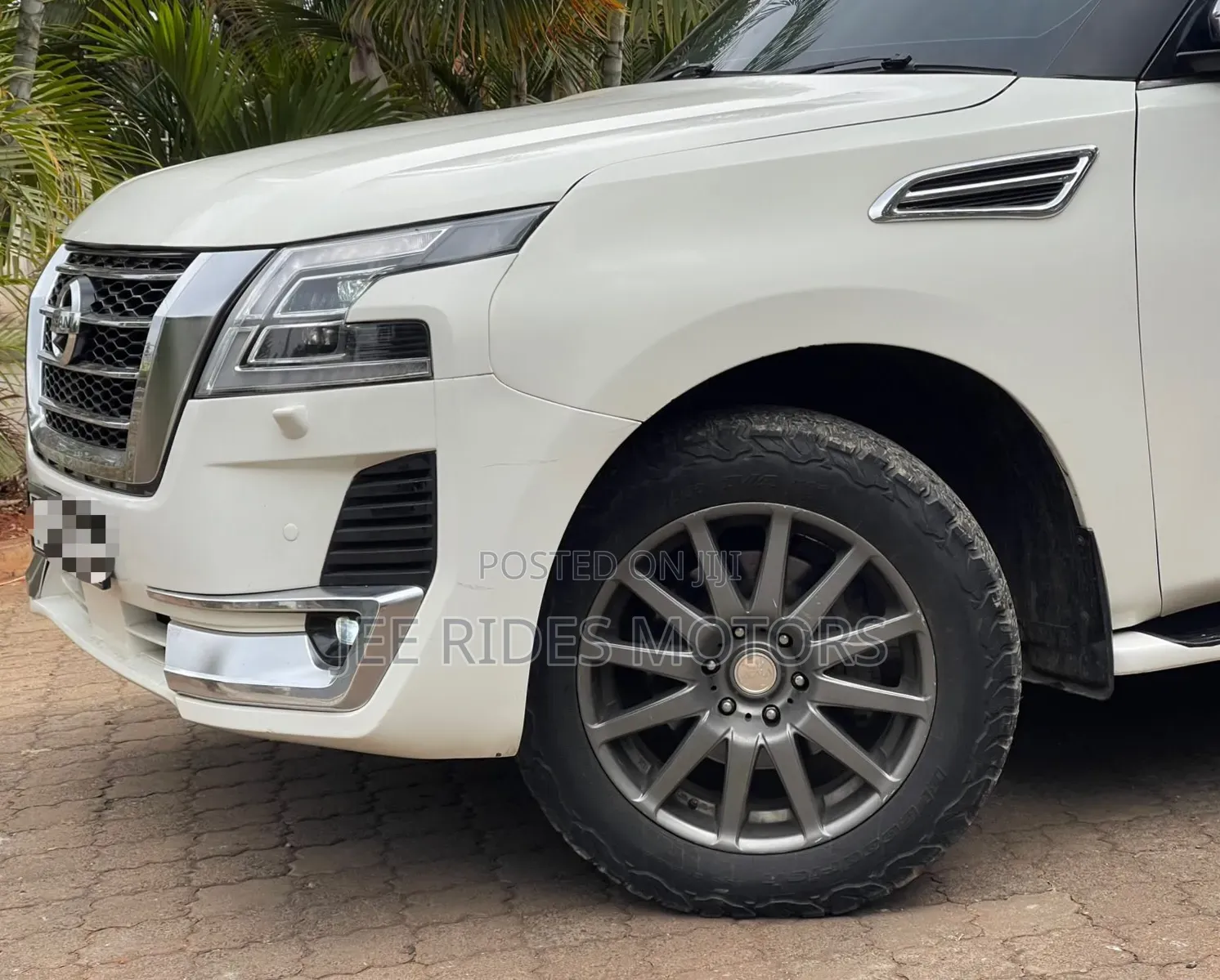 Nissan Patrol 2013 Pearl