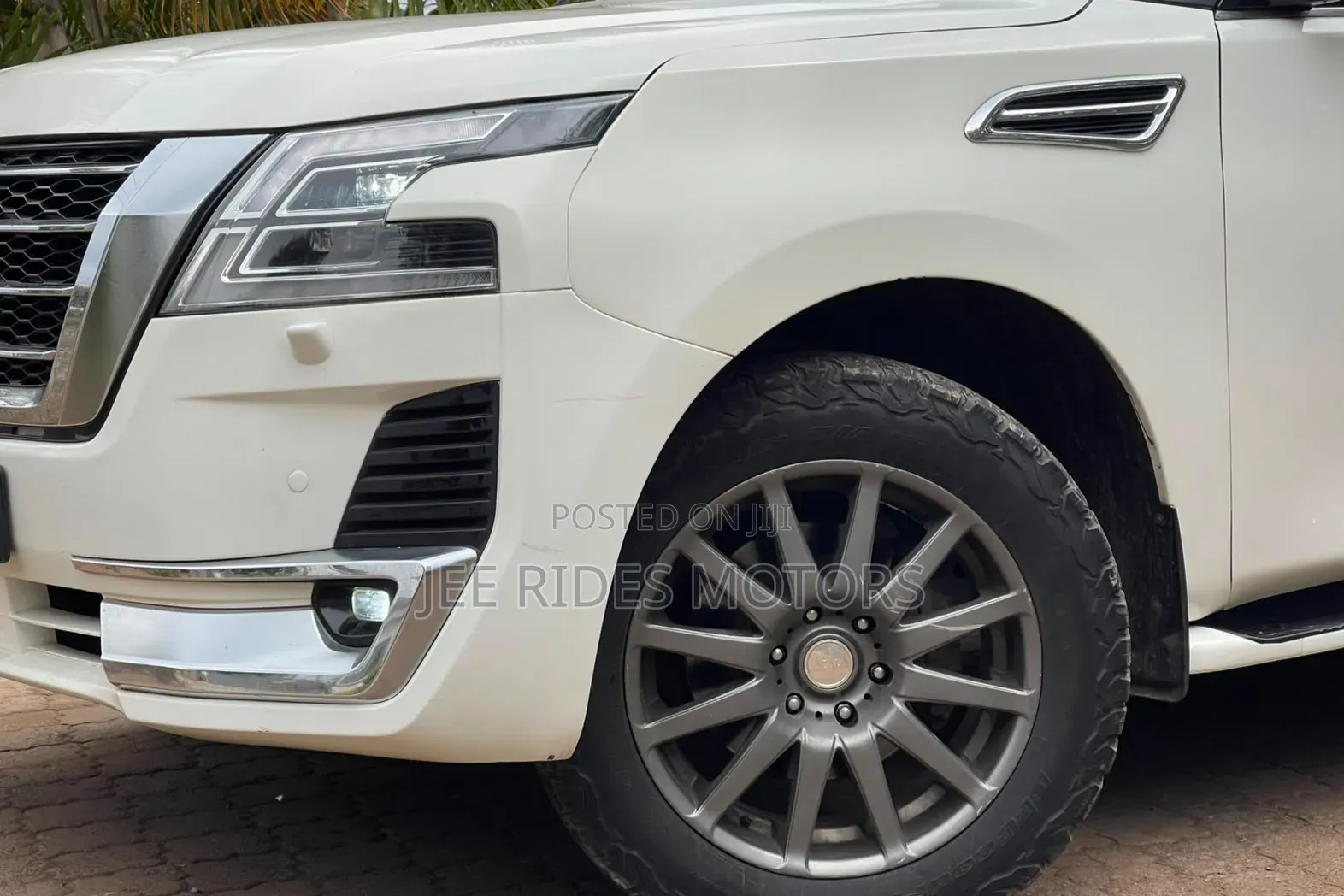 Nissan Patrol 2013 Pearl