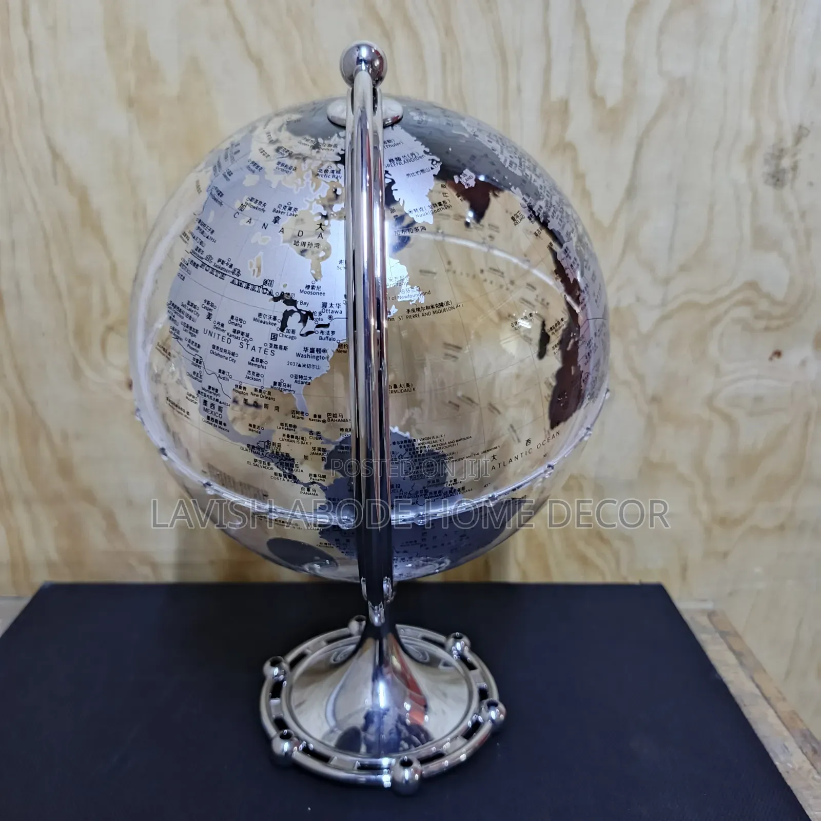 Acclyric Globe Decor