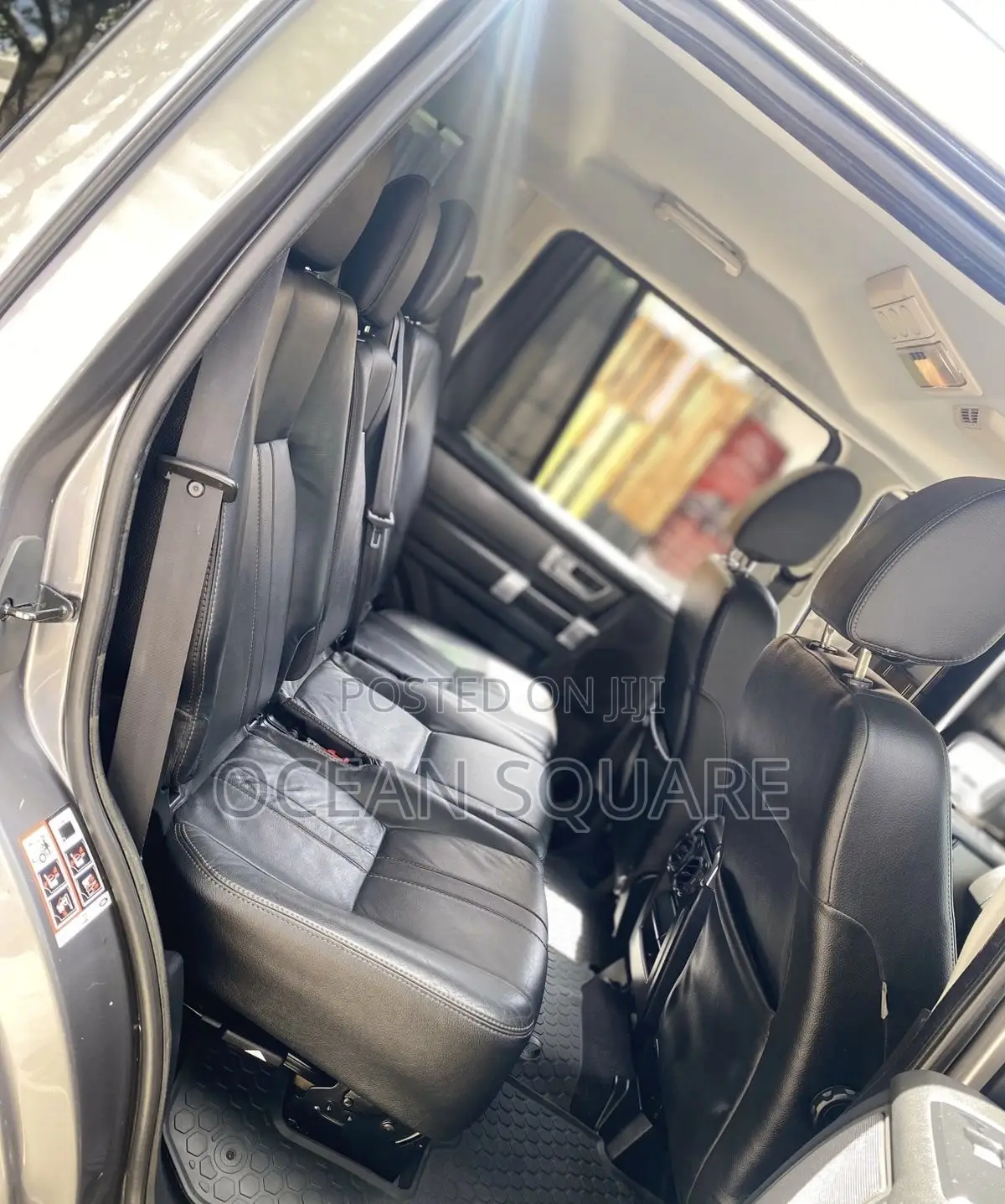 Land Rover Discovery 2011 Silver