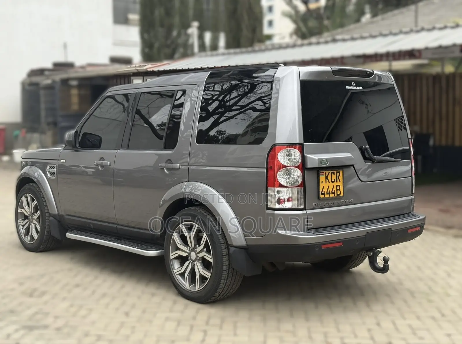 Land Rover Discovery 2011 Silver