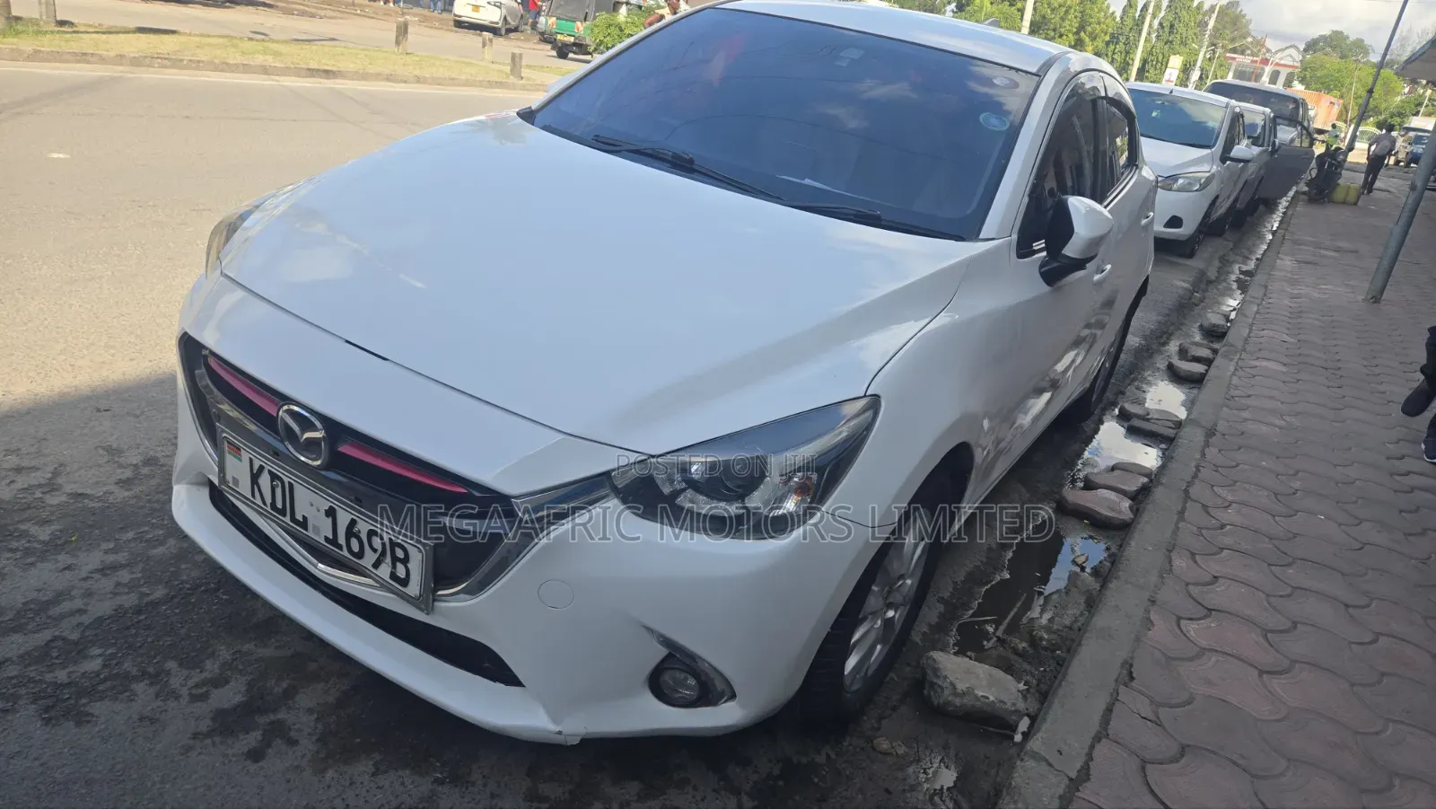 Mazda Demio 2016 White