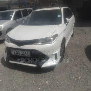 Toyota Corolla Fielder 2017 White