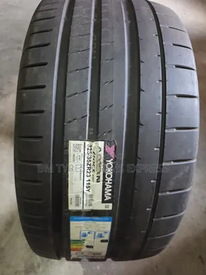 325 /35 R23 YOKOHAMA TIRES (Japan)