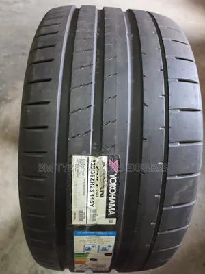 325 /35 R23 YOKOHAMA TIRES (Japan)