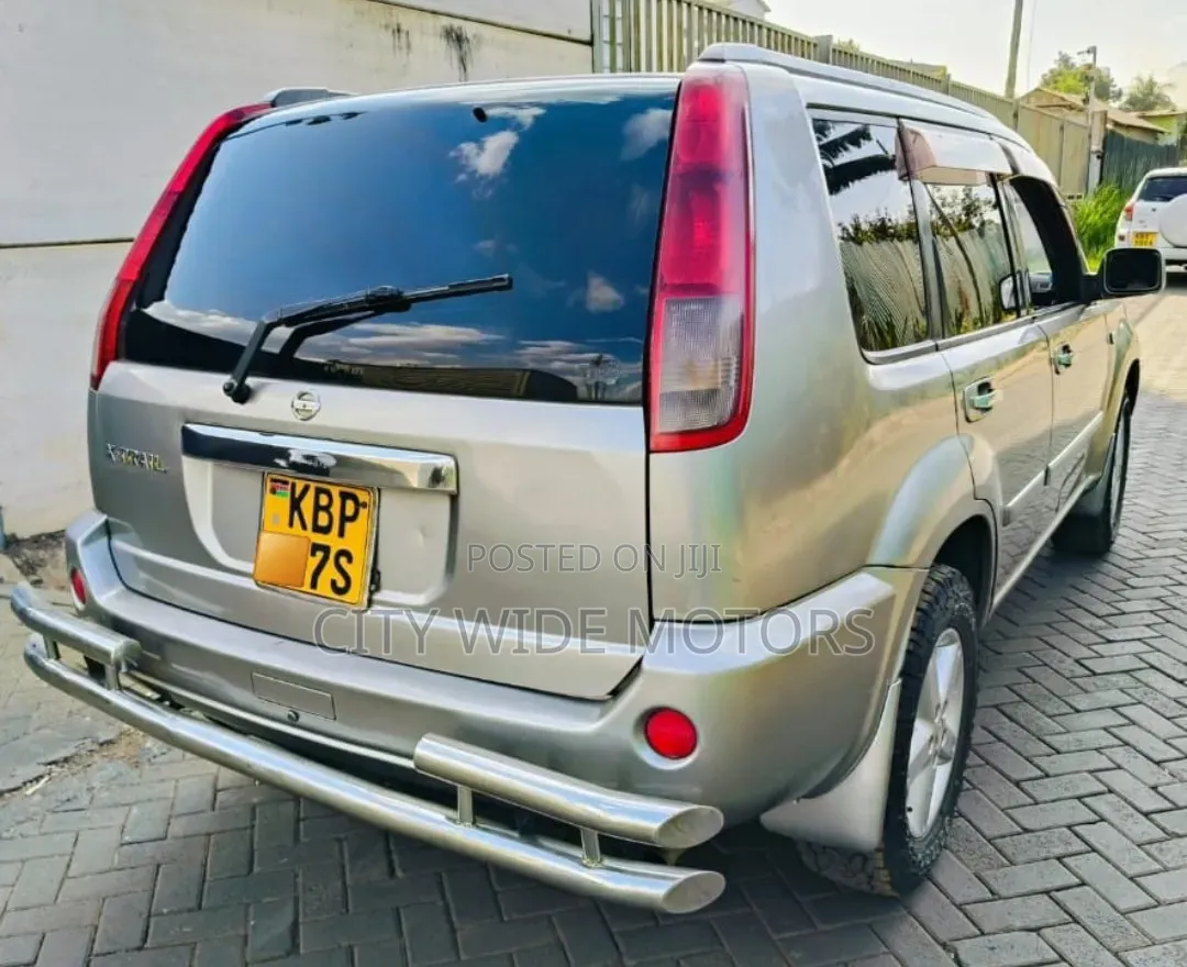 Nissan X-Trail 2004 Silver