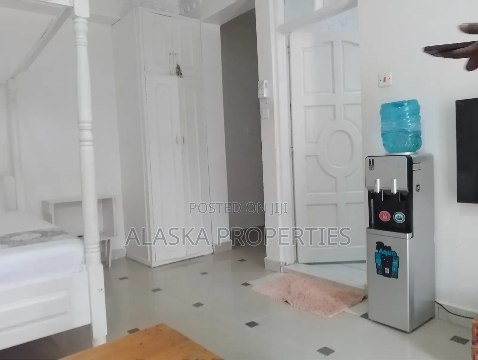 Furnished Studio Apartment to Let in Nyali Links Road
