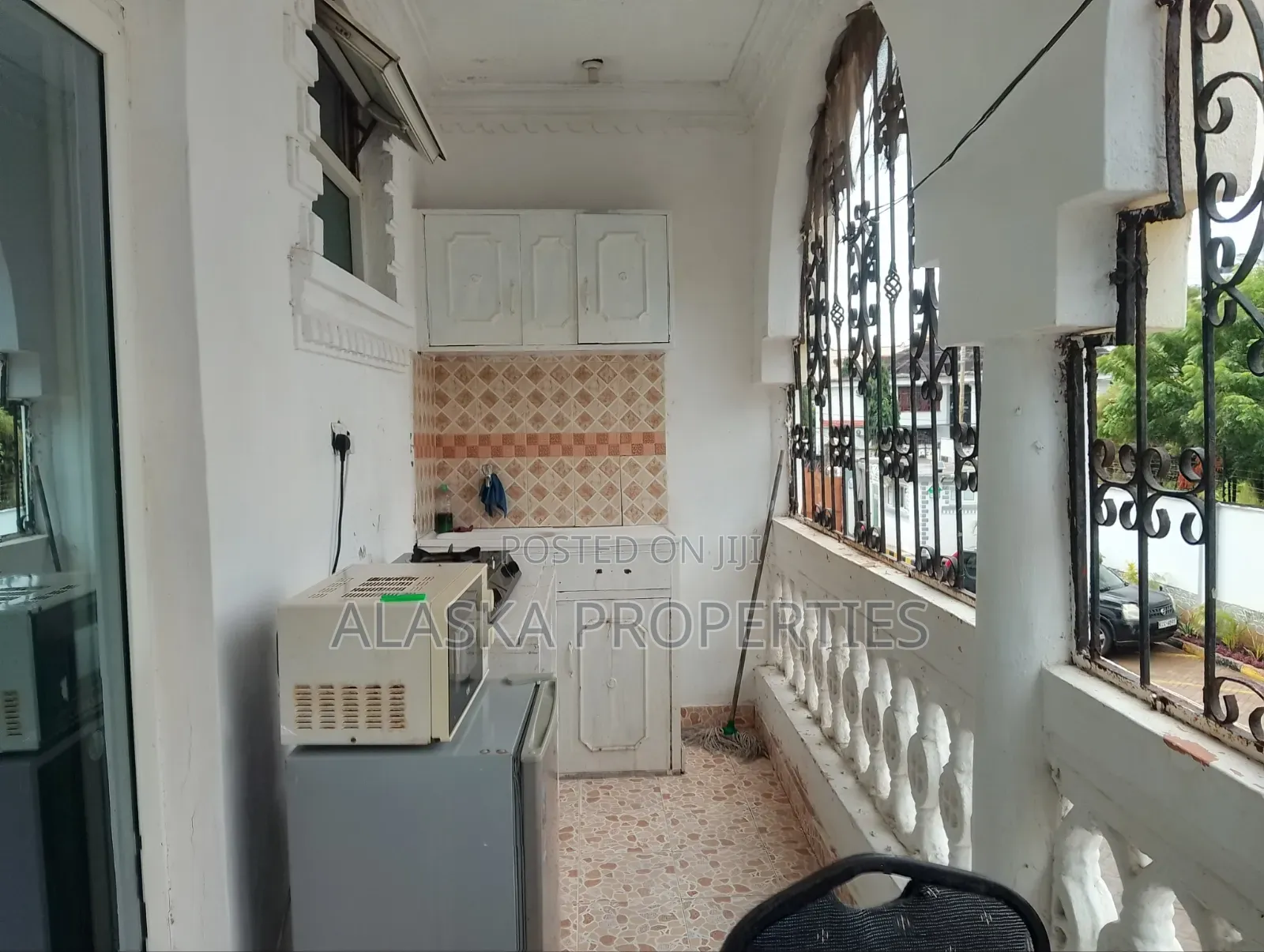 Furnished Studio Apartment to Let in Nyali Links Road