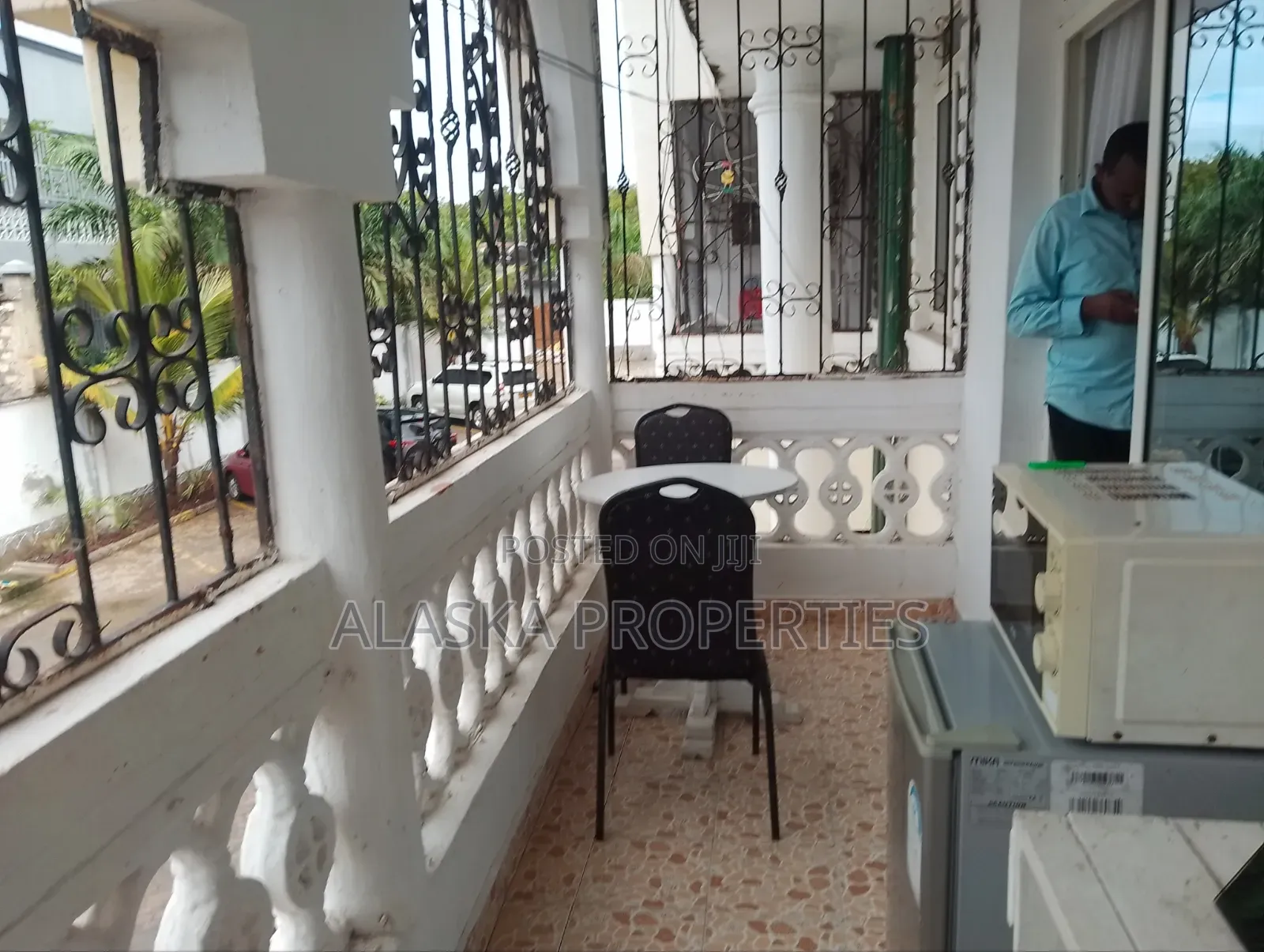 Furnished Studio Apartment to Let in Nyali Links Road