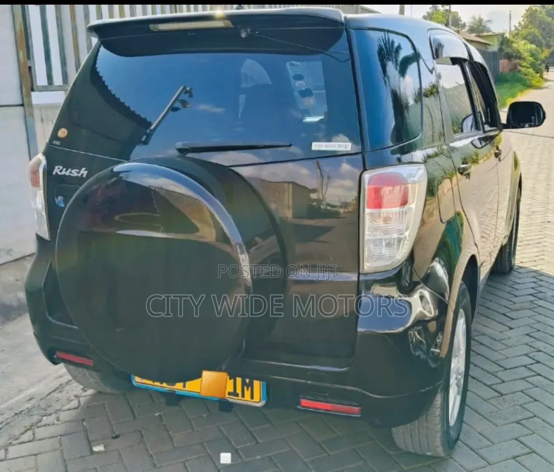 Toyota Rush 2012 Black