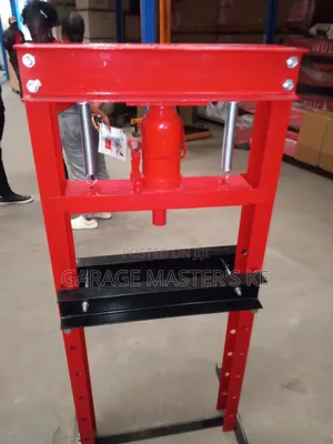 20 T Pressing Machine