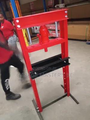 20 T Pressing Machine