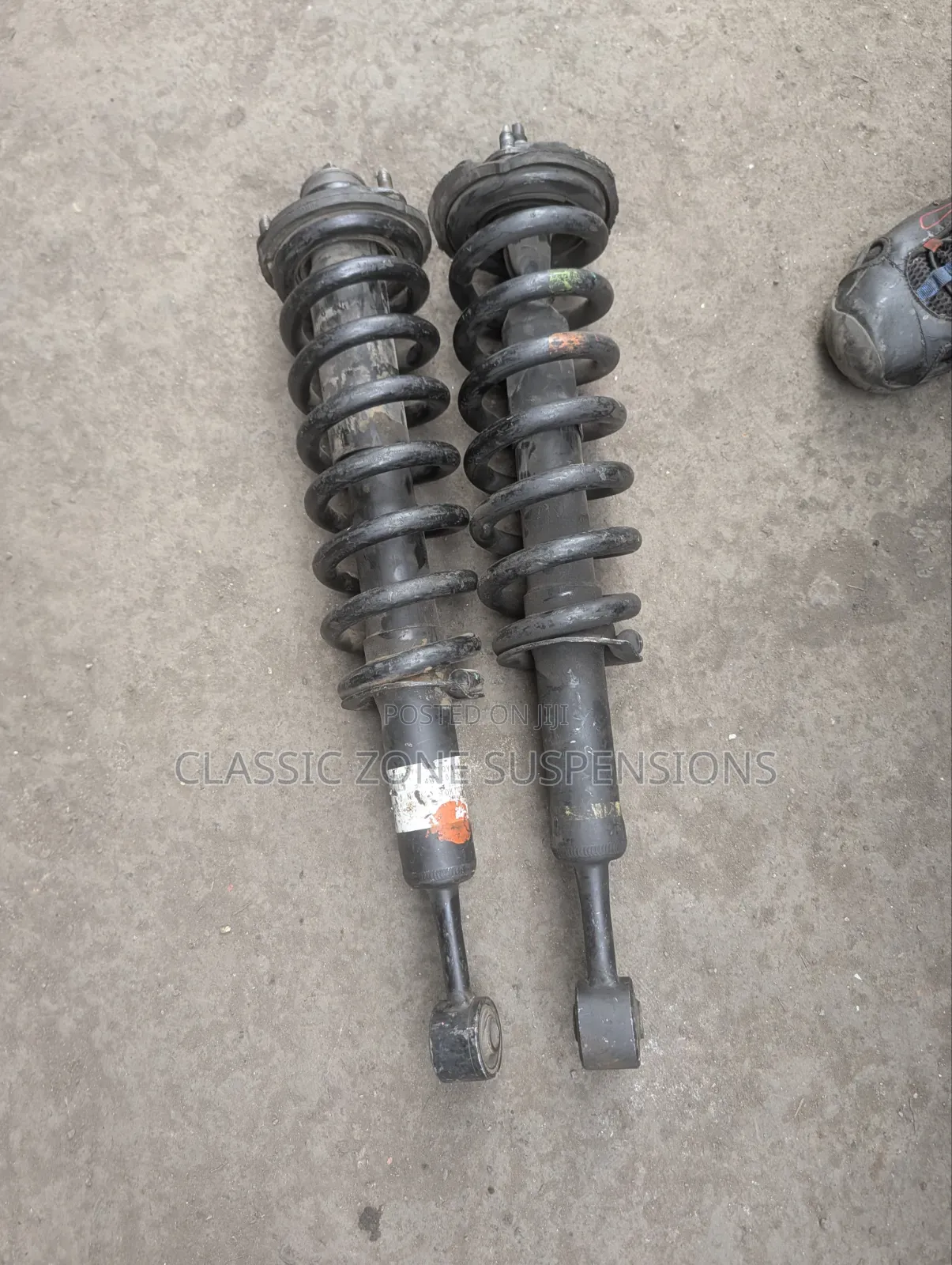 Toyota Land Cruiser Prado Shock Absorbers.