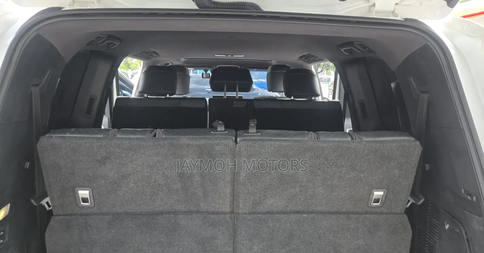Toyota Land Cruiser 2023 White