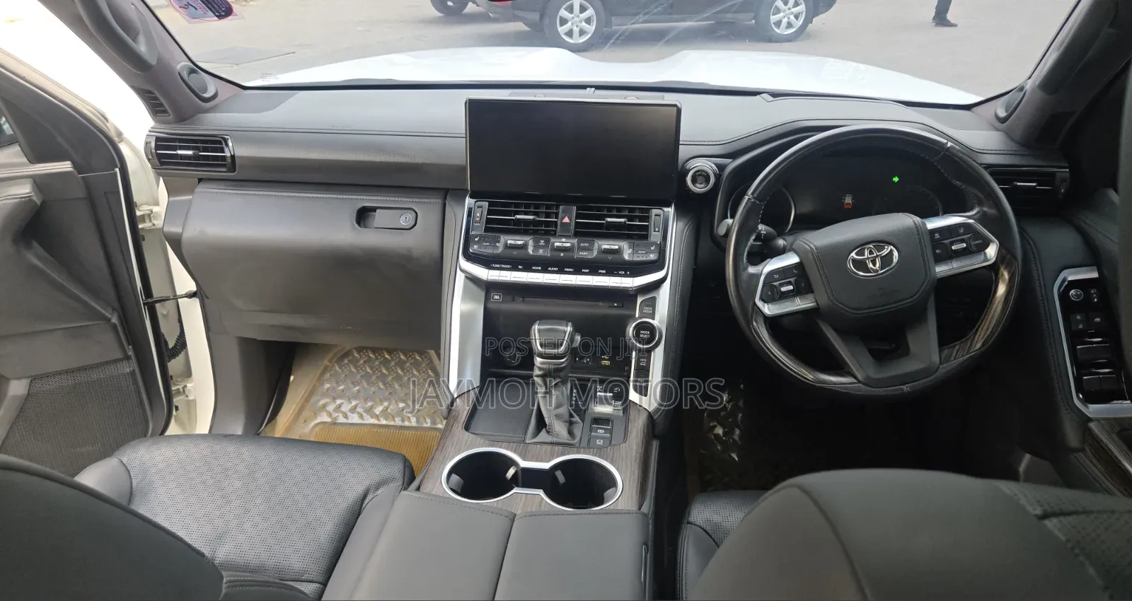 Toyota Land Cruiser 2023 White