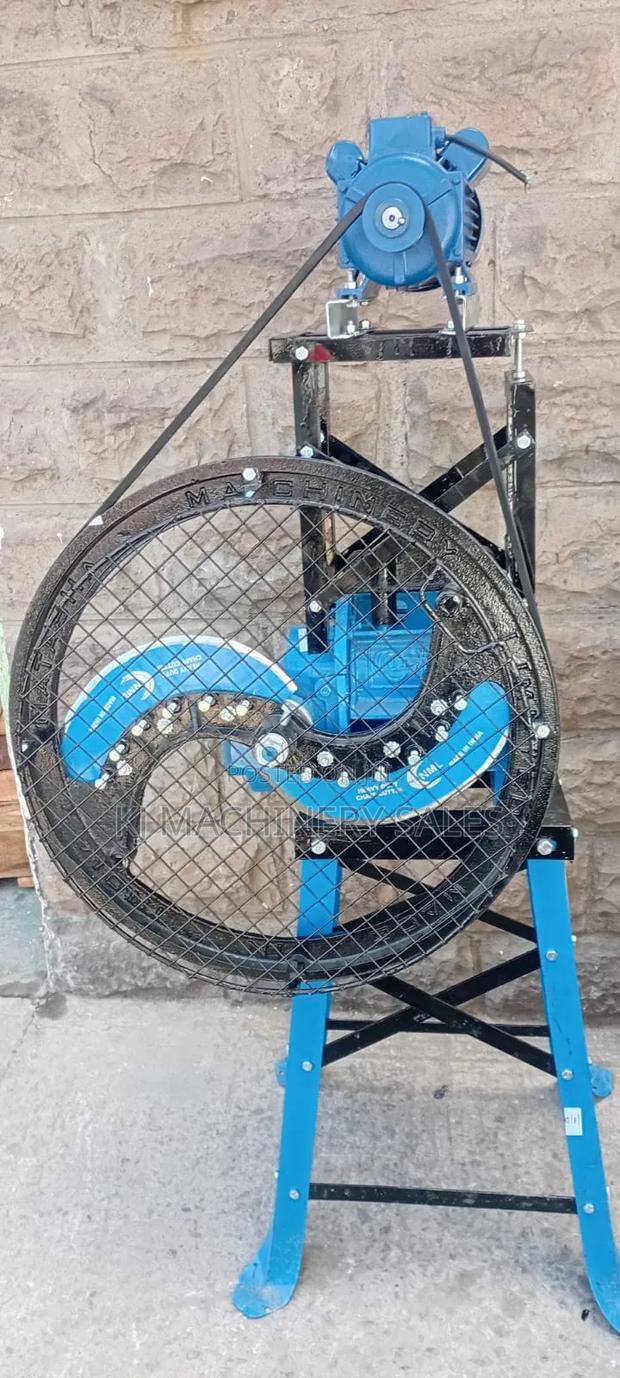 Chaff Cutter With 7.5hp Engine - thumbnail 3