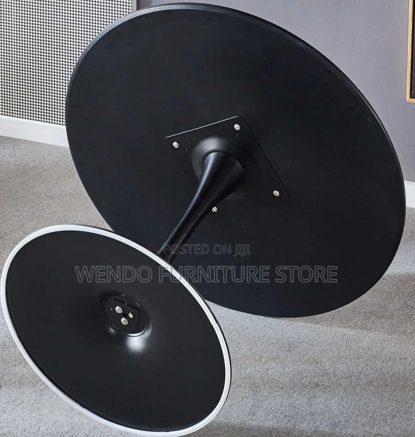Coffee Table; Black Round Marble Family Coffee Table