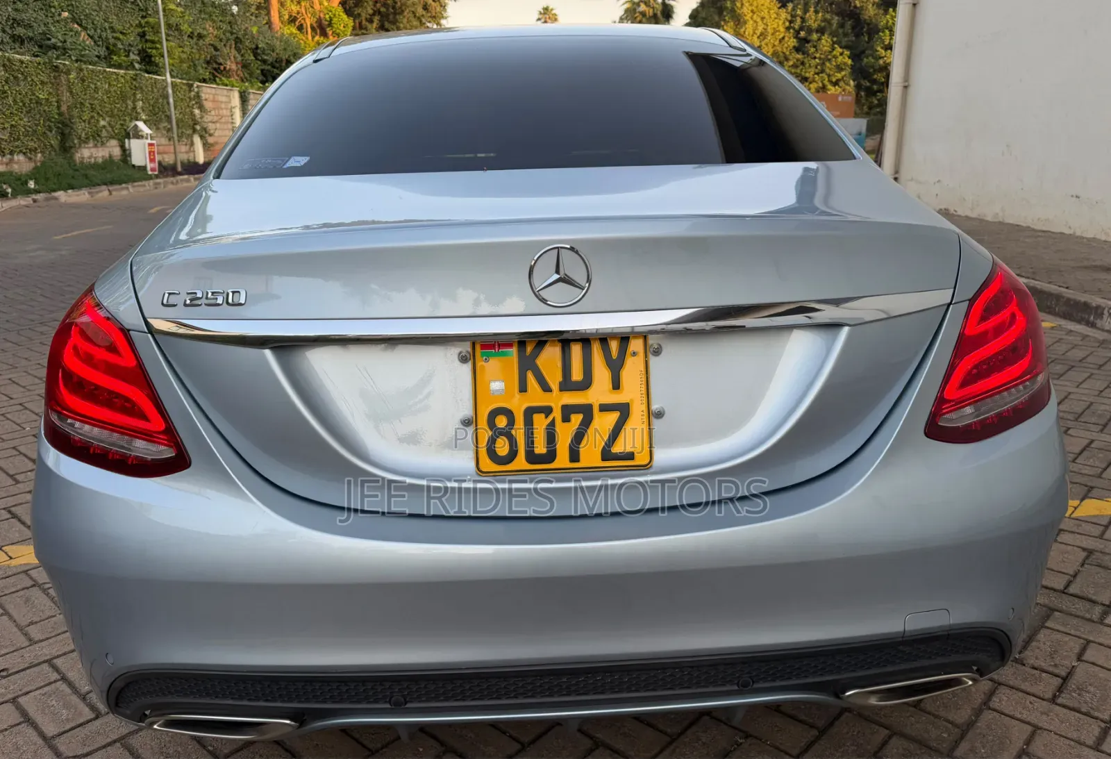 Mercedes-Benz C250 2015 Silver