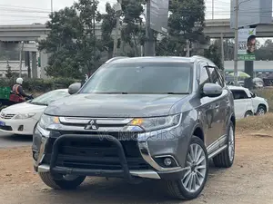 Mitsubishi Outlander 2.4 PHEV AWD 2016