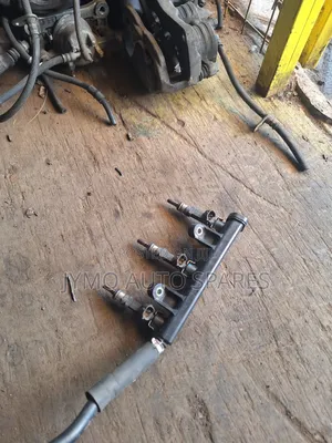Suzuki Alto Ro6a Fuel Rail and Injectors