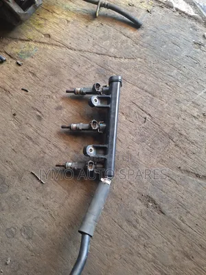 Suzuki Alto Ro6a Fuel Rail and Injectors