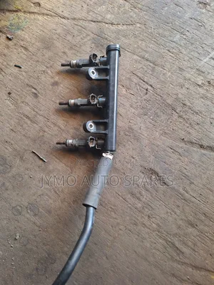 Suzuki Alto Ro6a Fuel Rail and Injectors