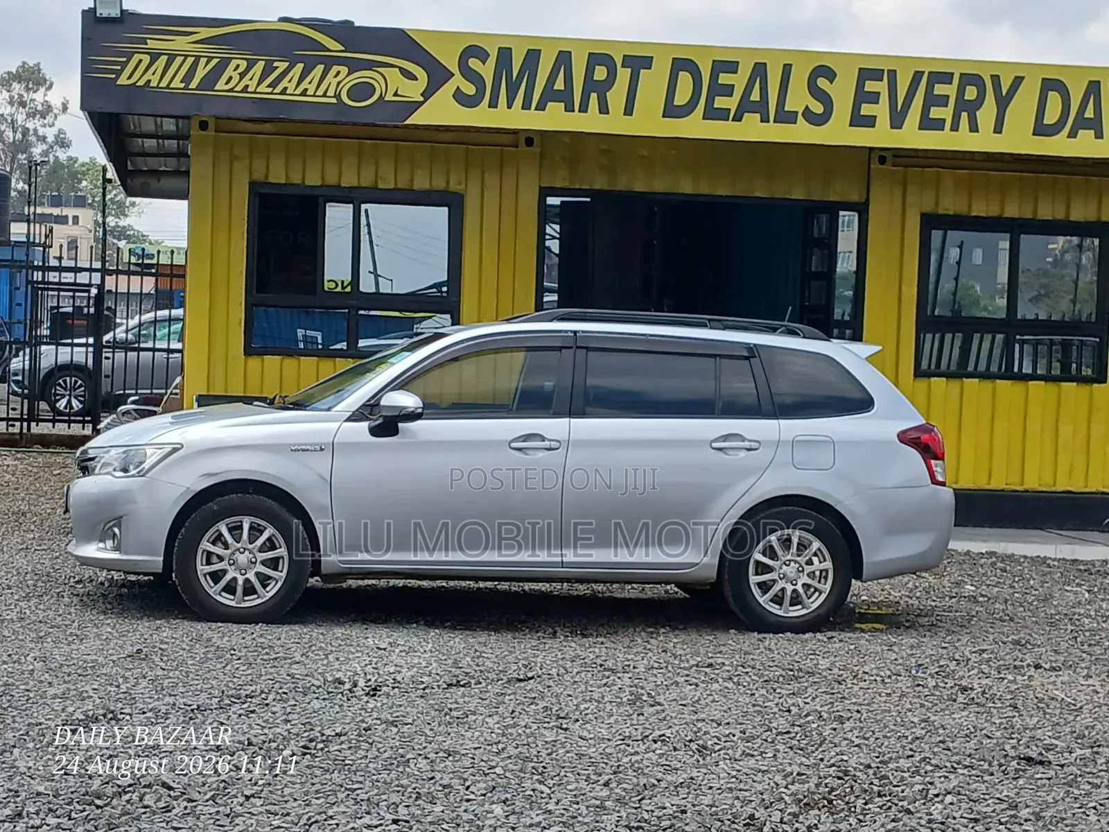 Toyota Corolla Fielder 2015 Silver