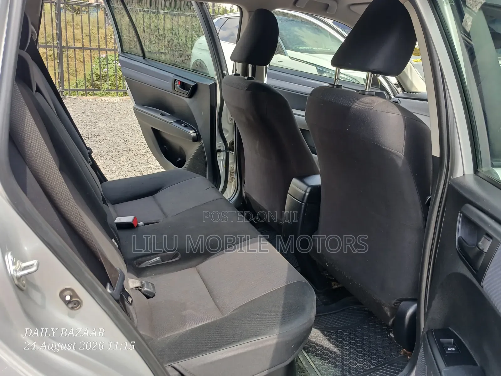 Toyota Corolla Fielder 2015 Silver
