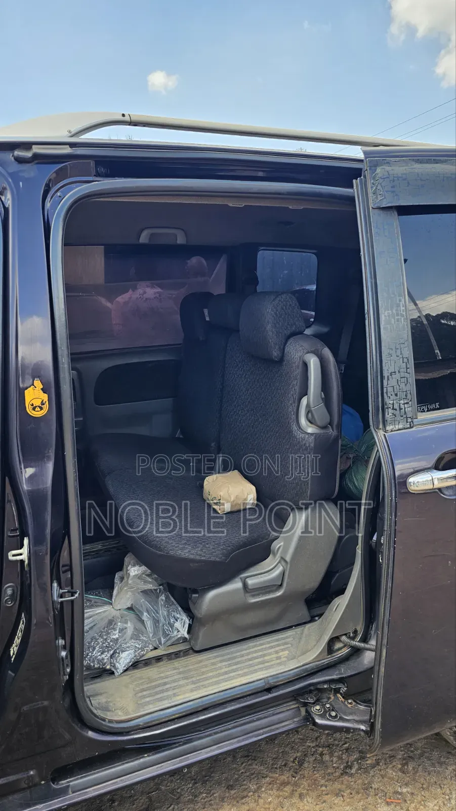 Toyota Sienta 2012 Purple