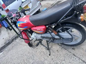 Bajaj Boxer 2025 Red
