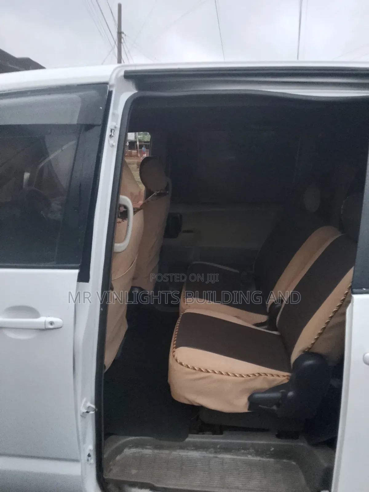 Toyota Noah 2006 White