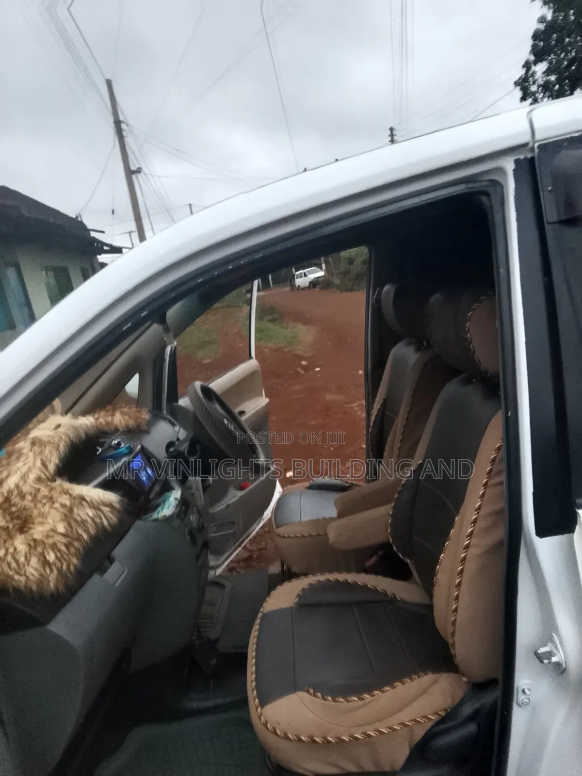 Toyota Noah 2006 White