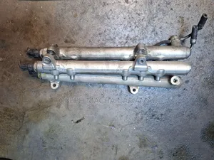 We Sell Zd 30 New Common Rail and Nozzles