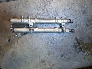 We Sell Zd 30 New Common Rail and Nozzles