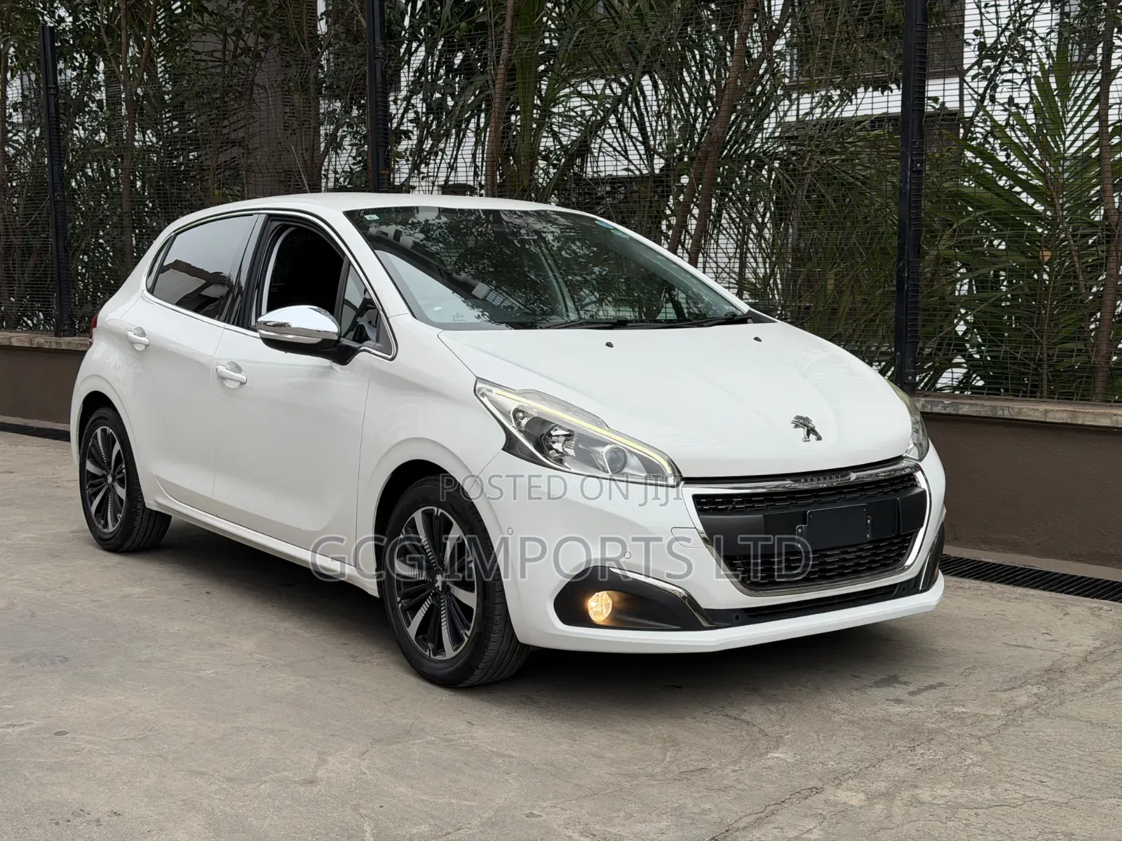 Peugeot 208 2019 White