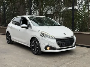 Peugeot 208 2019 White