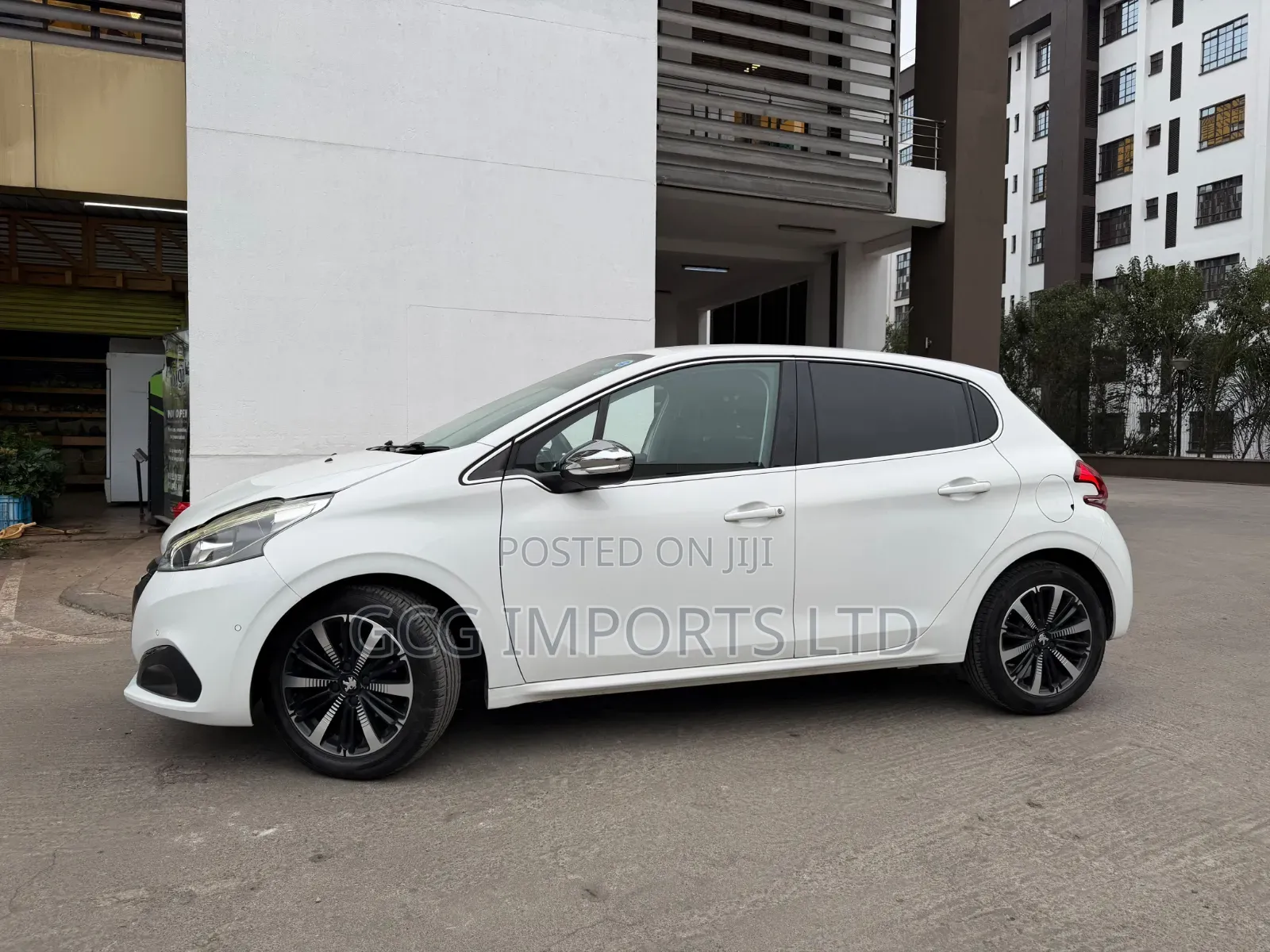 Peugeot 208 2019 White