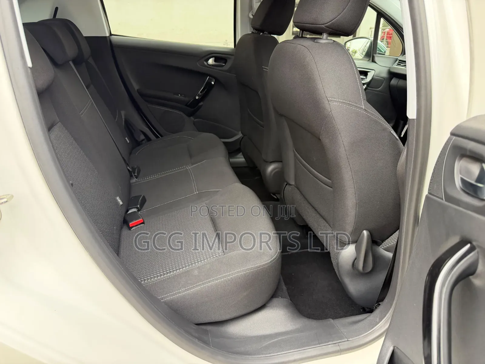 Peugeot 208 2019 White