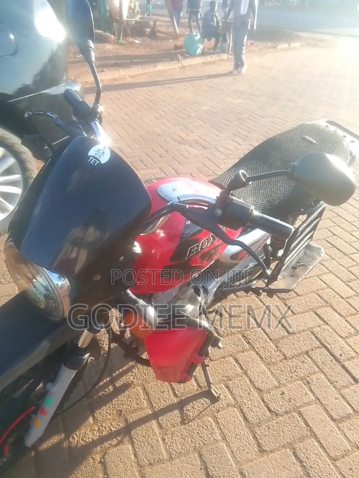 Bajaj Boxer 125 2023 Red