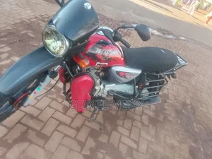 Bajaj Boxer 125 2023 Red