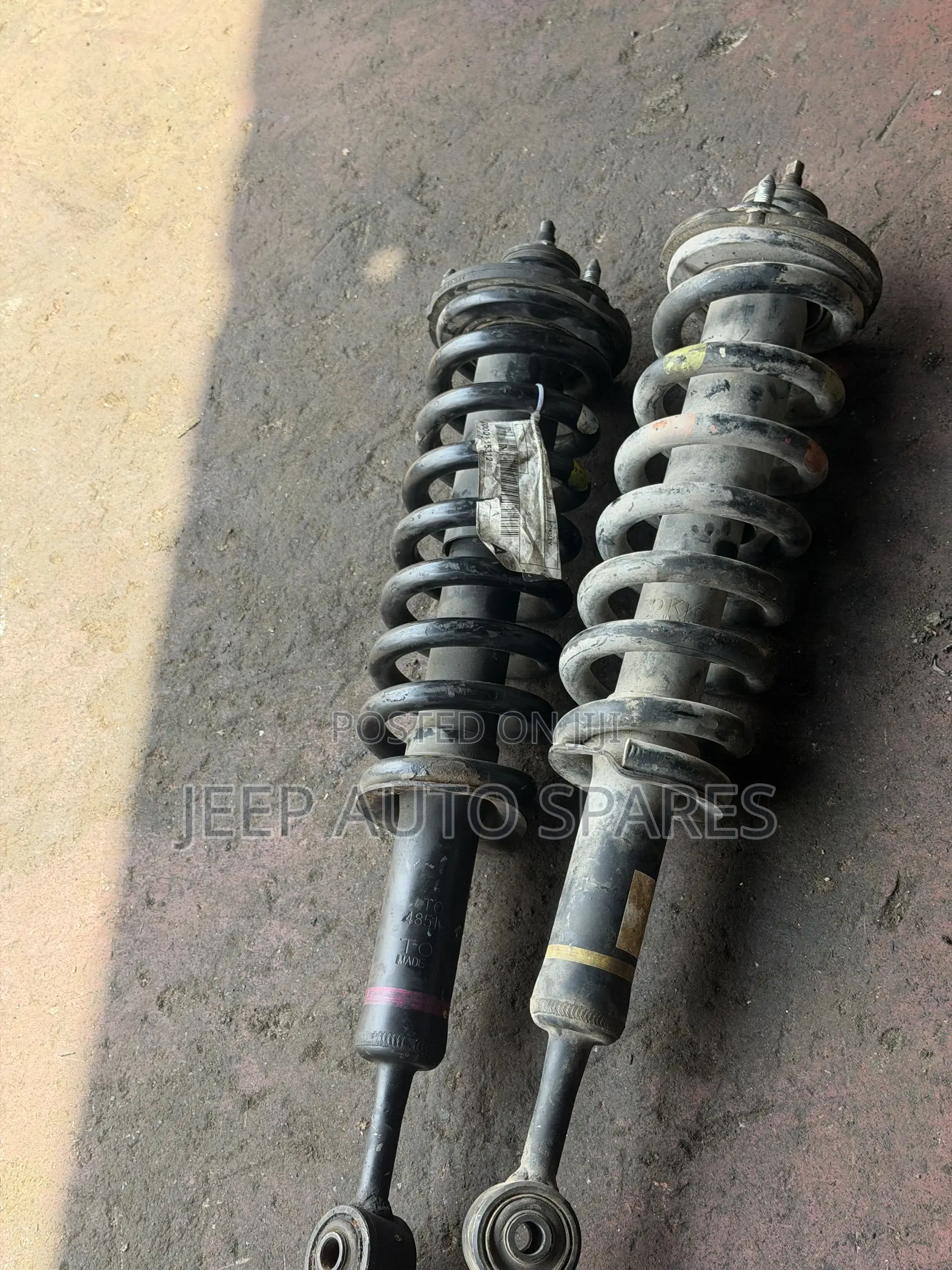Rear Shock Hilux Vigo