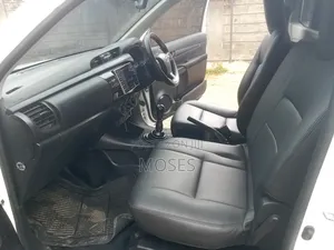 Toyota Hilux 2019 White