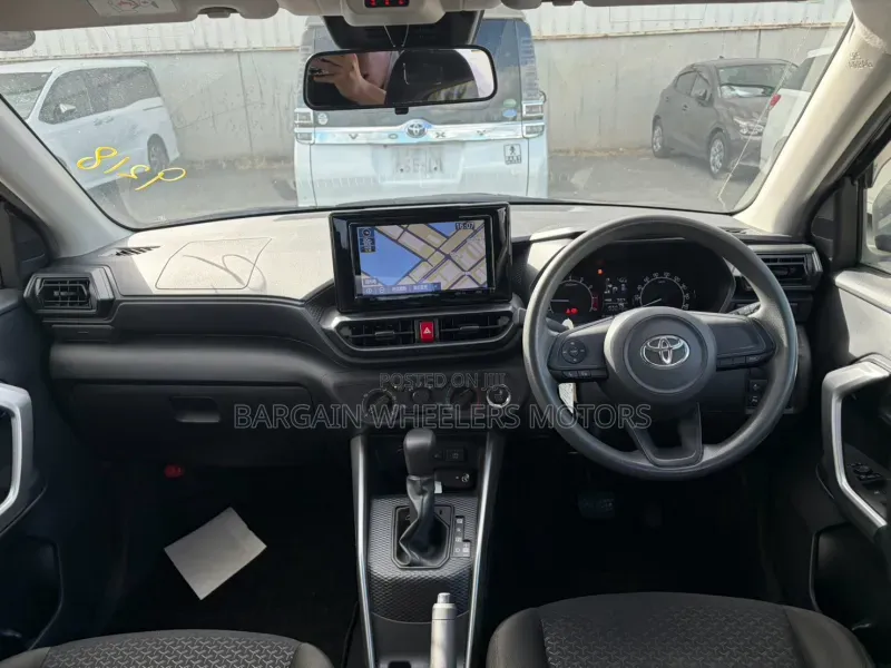 Toyota Raize 2019 Blue